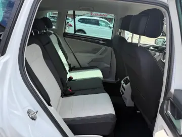 VW Tiguan Elegance e-Hybrid R-Kam AHK ACC Matrix