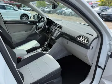 VW Tiguan Elegance e-Hybrid R-Kam AHK ACC Matrix