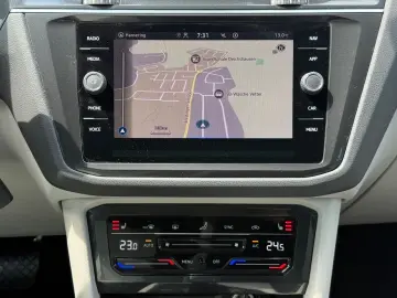 VW Tiguan Elegance e-Hybrid R-Kam AHK ACC Matrix