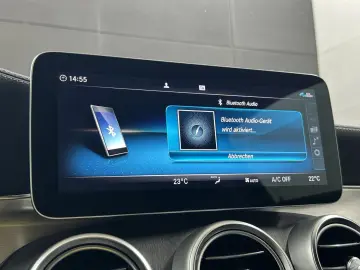 MERCEDES-BENZ C 300 AMG-Line Keyless Carplay LED Nav…