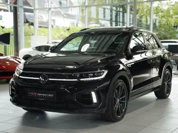 VW T-Roc R 4M  2.H  19  Pano  AKRA  beats  ACC