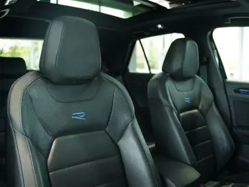 VW T-Roc R 4M  2.H  19  Pano  AKRA  beats  ACC