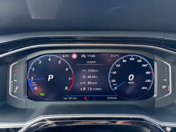 VW Taigo 1.5 TSI R-Line  LED digi CP ACC SHZ CAM PD