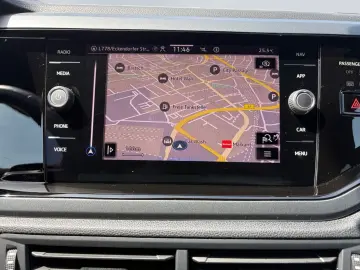 VW Taigo 1.5 TSI R-Line  LED digi CP ACC SHZ CAM PD