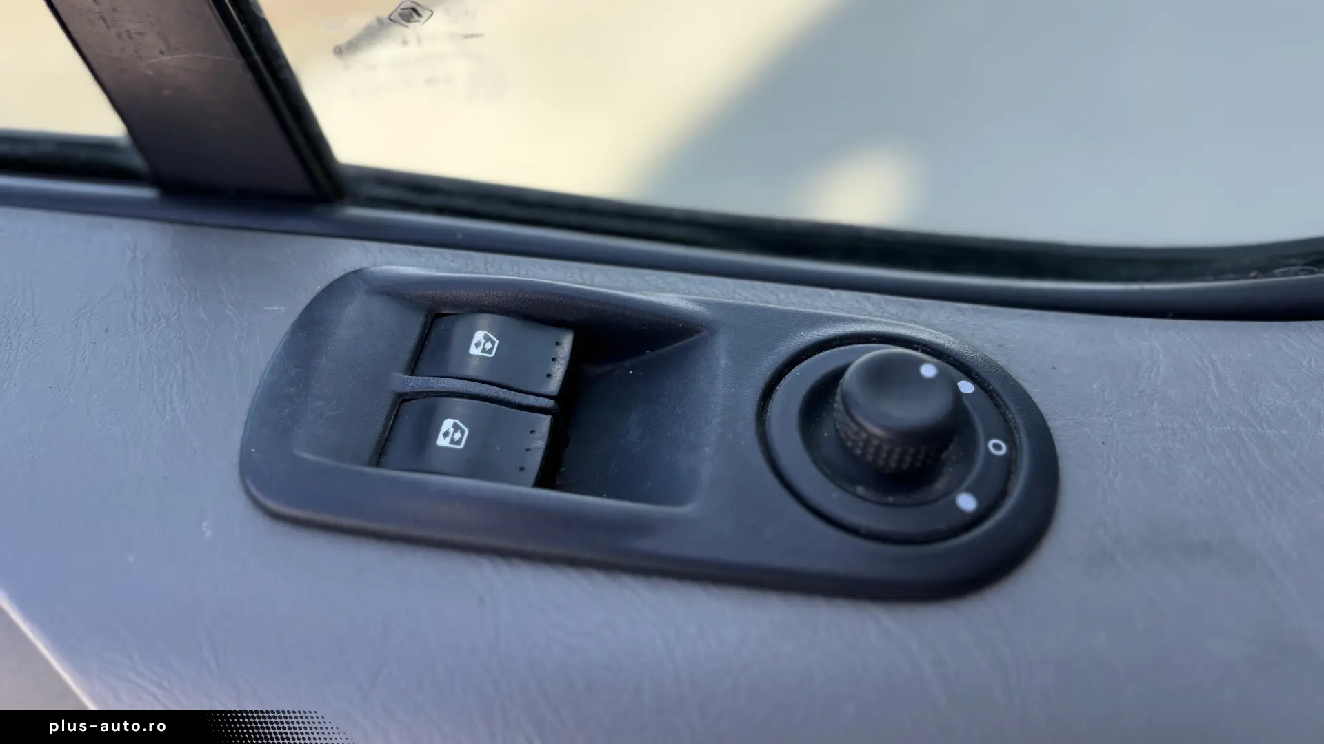 Opel Vivaro 2013
