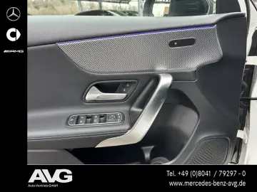 MERCEDES-BENZ A 200 Progressive 7G LED Kamera Night Ambiente