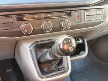 Volkswagen T6.1 2.0 TDI Caravelle Trendline