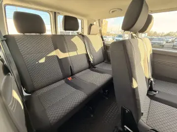 Volkswagen T6.1 2.0 TDI Caravelle Trendline