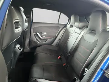 MERCEDES-BENZ A 200 AMG MBEAM DISTR NAVI SHZ KLIMA K…