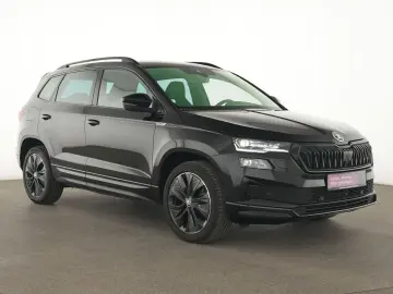 SKODA Karoq Sportline AHK ACC LED Kamera Kessy CarPlay