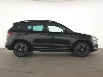 SKODA Karoq Sportline AHK ACC LED Kamera Kessy CarPlay