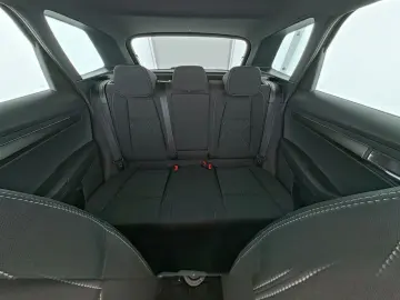 SKODA Karoq Sportline AHK ACC LED Kamera Kessy CarPlay