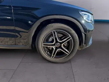 MERCEDES-BENZ GLC 400d 4M AMG LINE NIGHT DISTRONIC H…