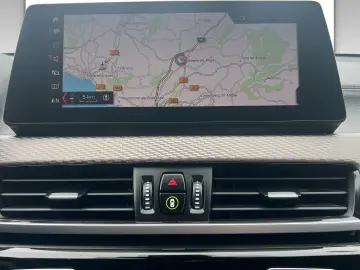 BMW X2 xDrive20i M MESH HUD DAB LED Tempomat AHK