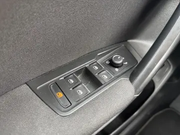 VW Tiguan Allspace Life 2.0 TDI AHK-klappbar Navi