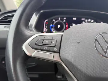 VW Tiguan Allspace Life 2.0 TDI AHK-klappbar Navi