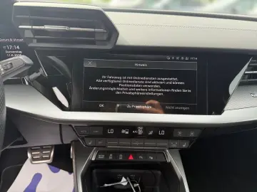 AUDI S3 Sportback quattro  KAMERA SHZ NAVI APP CONNEC
