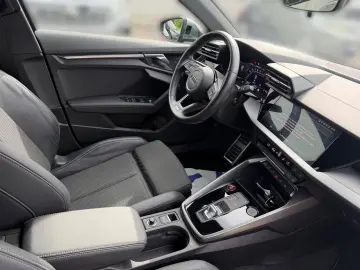 AUDI S3 Sportback quattro  KAMERA SHZ NAVI APP CONNEC