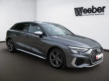 AUDI S3 Sportback quattro  KAMERA SHZ NAVI APP CONNEC