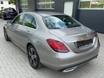 MERCEDES-BENZ C 180 Lim. Avantgarde  LED KAMERA AHK TEMPO