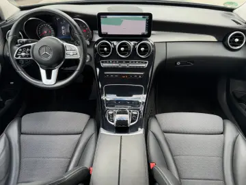 MERCEDES-BENZ C 180 Lim. Avantgarde  LED KAMERA AHK TEMPO