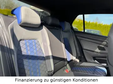 VW Golf VIII Lim. R 4Motion  GLASDACH DR.ASS CARPL