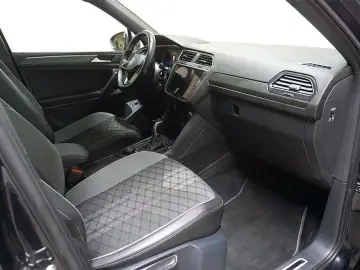 VW Tiguan Allspace 2.0TSI DSG R-Line 4M-Pano-AHK