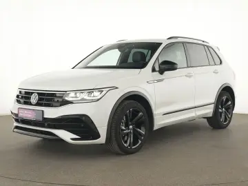 VW Tiguan R-Line 4M BlackStyle AHK Matrix R-Kam ACC