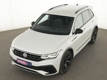 VW Tiguan R-Line 4M BlackStyle AHK Matrix R-Kam ACC