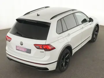 VW Tiguan R-Line 4M BlackStyle AHK Matrix R-Kam ACC