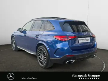 MERCEDES-BENZ GLC220d 4M AMG Burmester Ventilation 360