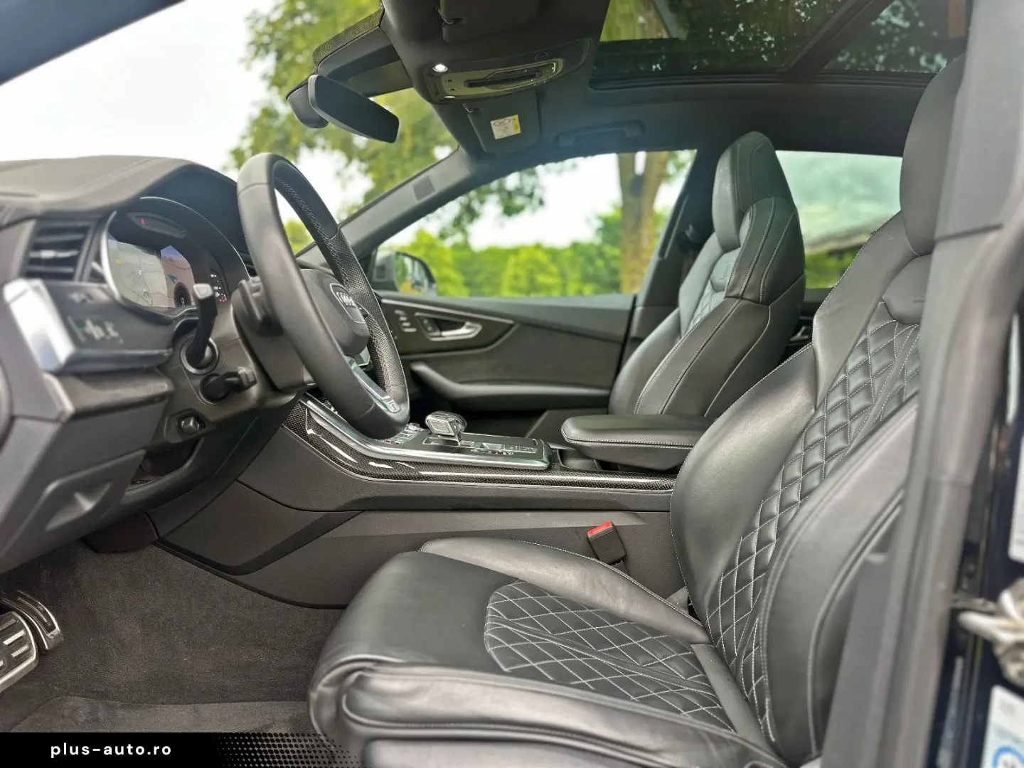 AUDI SQ8 TFSI qu competition  BLACK PANO AHK B&O HuD