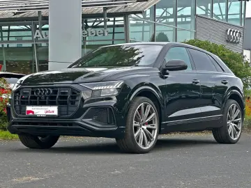AUDI SQ8 TFSI qu competition  BLACK PANO AHK B&O HuD