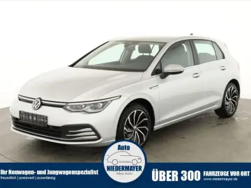 VW Golf VIII 1.5 TSI Style  LED-Plus  AHK  ACC  1.