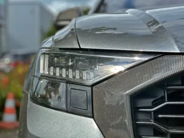 AUDI RSQ8 qu KERAMIK PANO STANDHZ 360  305kmh