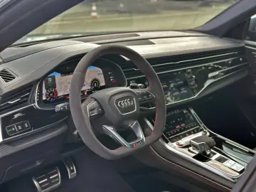 AUDI RSQ8 qu KERAMIK PANO STANDHZ 360  305kmh