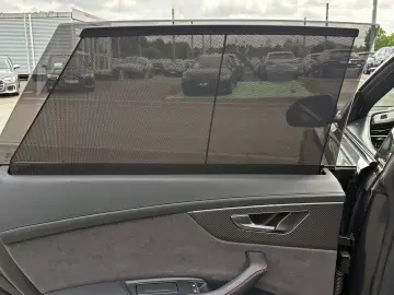 AUDI RSQ8 qu KERAMIK PANO STANDHZ 360  305kmh