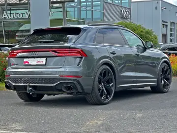 AUDI RSQ8 qu KERAMIK PANO STANDHZ 360  305kmh