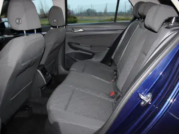 VW Golf Automatik  LED Apple-Android PDC ACC
