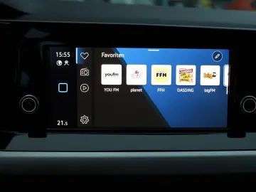 VW Golf Automatik  LED Apple-Android PDC ACC