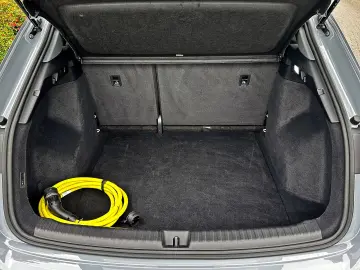 AUDI Q4 e-tron 45 qu AHK KAMERA ACC NAVI  SPORTSITZE