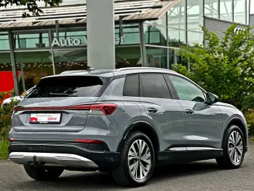 AUDI Q4 e-tron 45 qu AHK KAMERA ACC NAVI  SPORTSITZE
