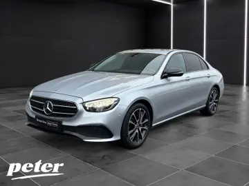 MERCEDES-BENZ E 300 Avantgarde 9G LED Schiebedach Widescreen
