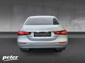 MERCEDES-BENZ E 300 Avantgarde 9G LED Schiebedach Widescreen
