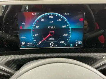 MERCEDES-BENZ A 200 MBUX LED Navi PDC DAB LM Tempo DigTacho