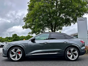 AUDI Q8 Sportback e-tron 50 qu S LINE BLACK B&O 360