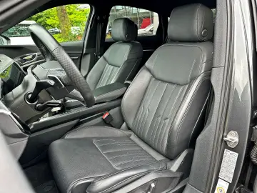 AUDI Q8 Sportback e-tron 50 qu S LINE BLACK B&O 360