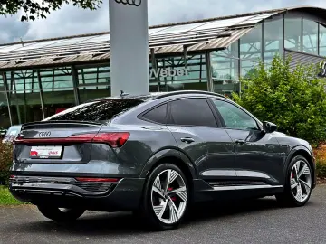 AUDI Q8 Sportback e-tron 50 qu S LINE BLACK B&O 360
