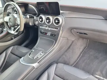 MERCEDES-BENZ GLC 300 d 4M 9G-T AMG Line Plus DISTRO…