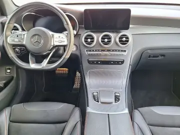 MERCEDES-BENZ GLC 300 d 4M 9G-T AMG Line Plus DISTRO…